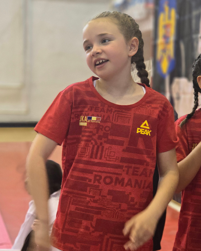 Diaconu Petra – argint la doar 8 ani și un debut promițător la Cupa Tigers Karate 2026